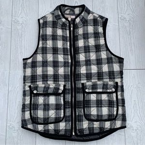 Skies Are Blue Puffer Vest Black/Cream Plaid Size Small
